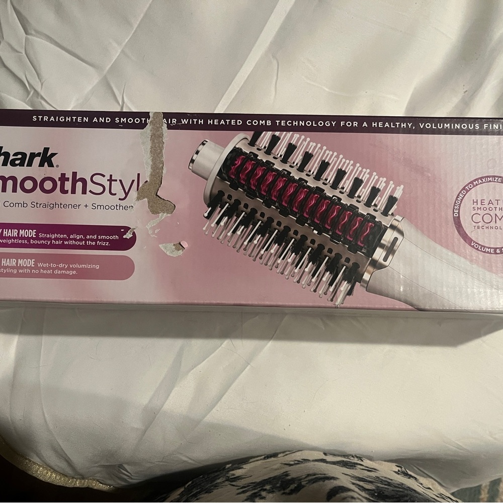 SmoothStyle Hair Comb Straightener - Pink and White